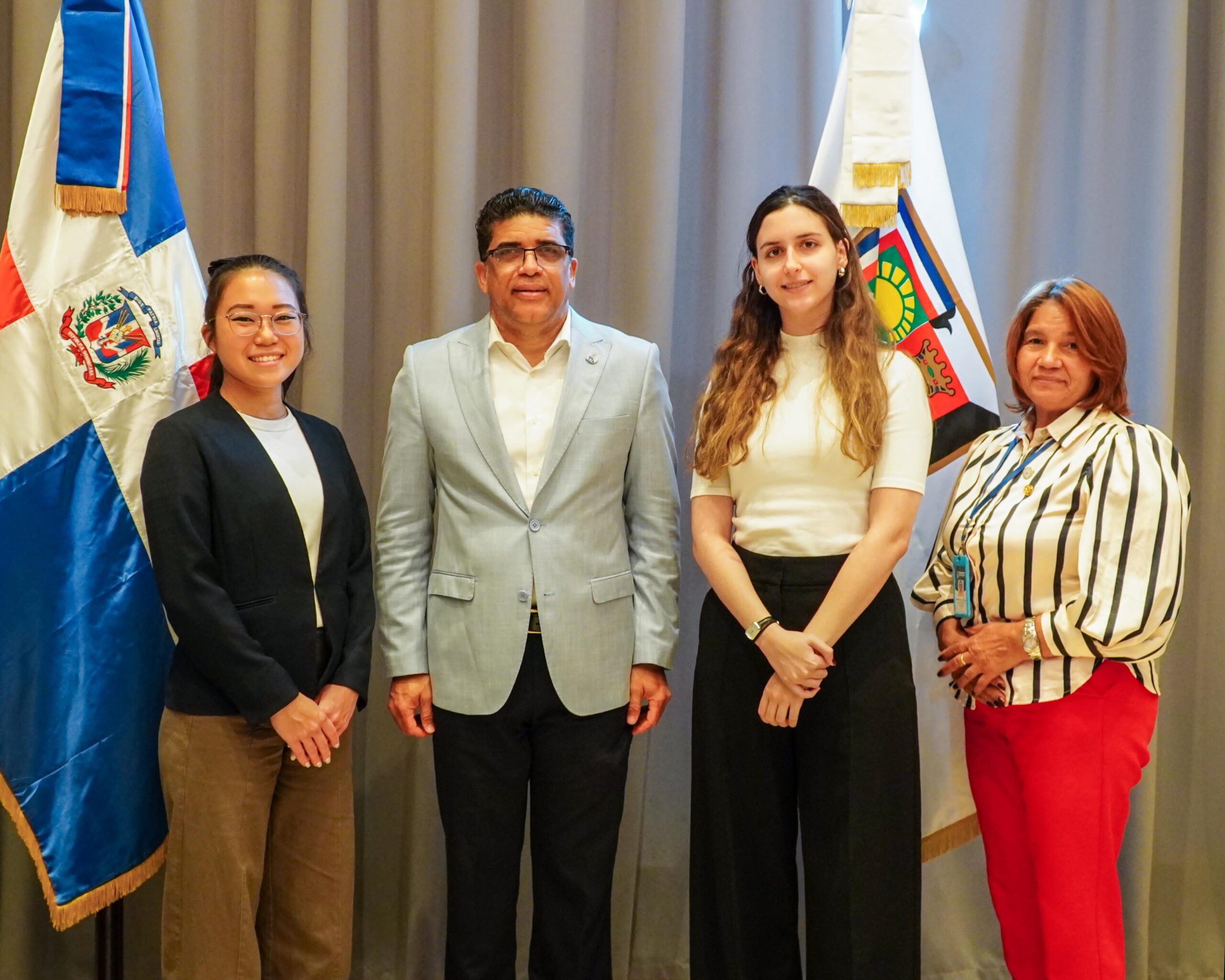 Alcalde de Santo Domingo Este recibe comisión de la JICA para fortalecer gestión de residuos sólidos