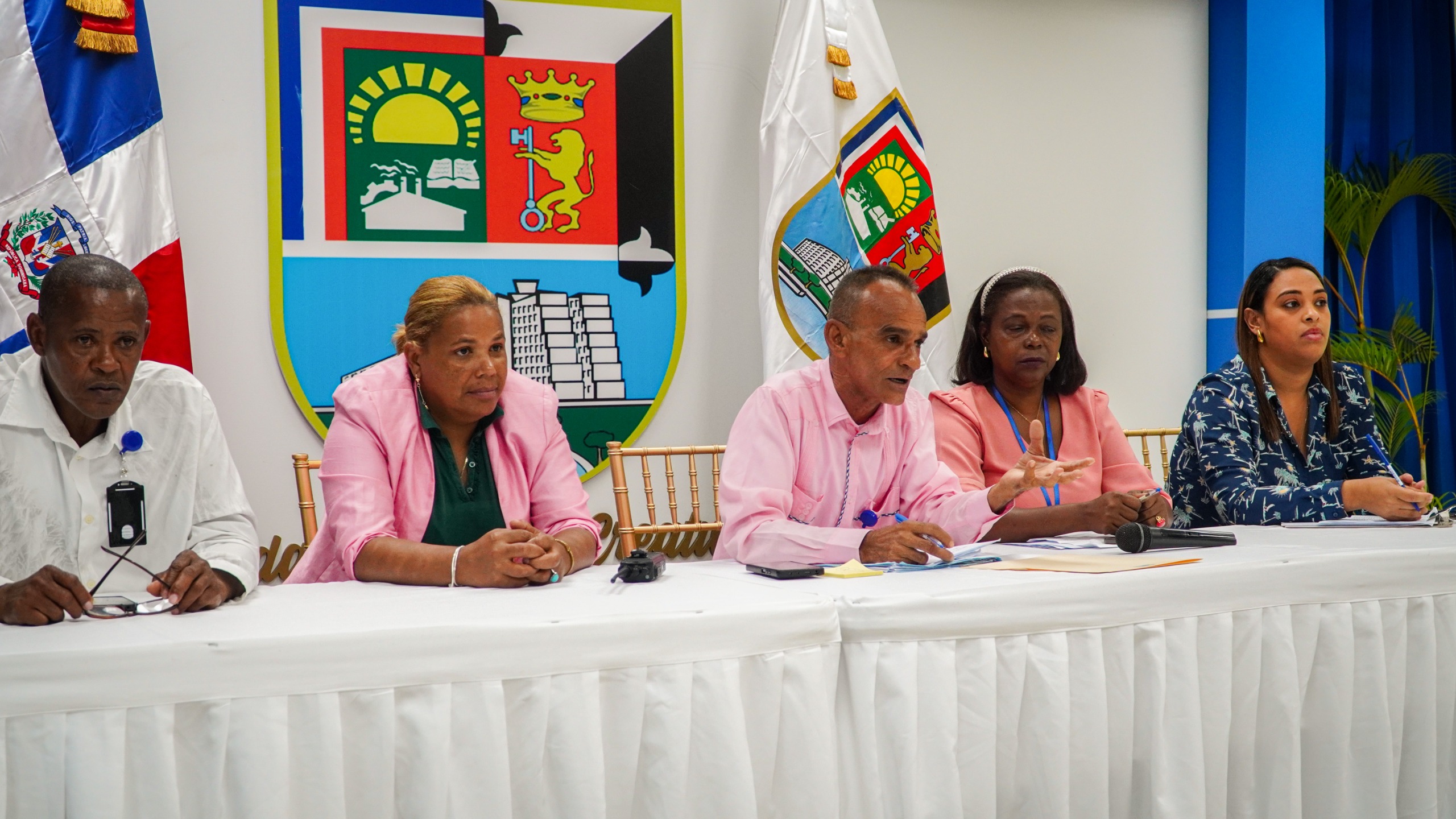 Ayuntamiento de Santo Domingo Este busca fortalecer la coordinación con alcaldes pedáneos y mini-alcaldes