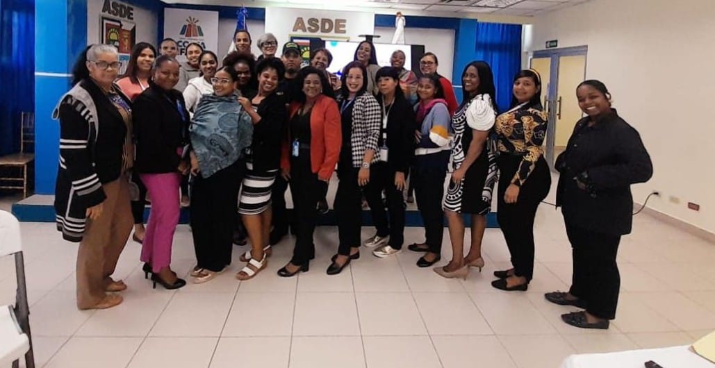 ASDE e INFOTEP clausuran curso de contabilidad dirigido a colaboradores