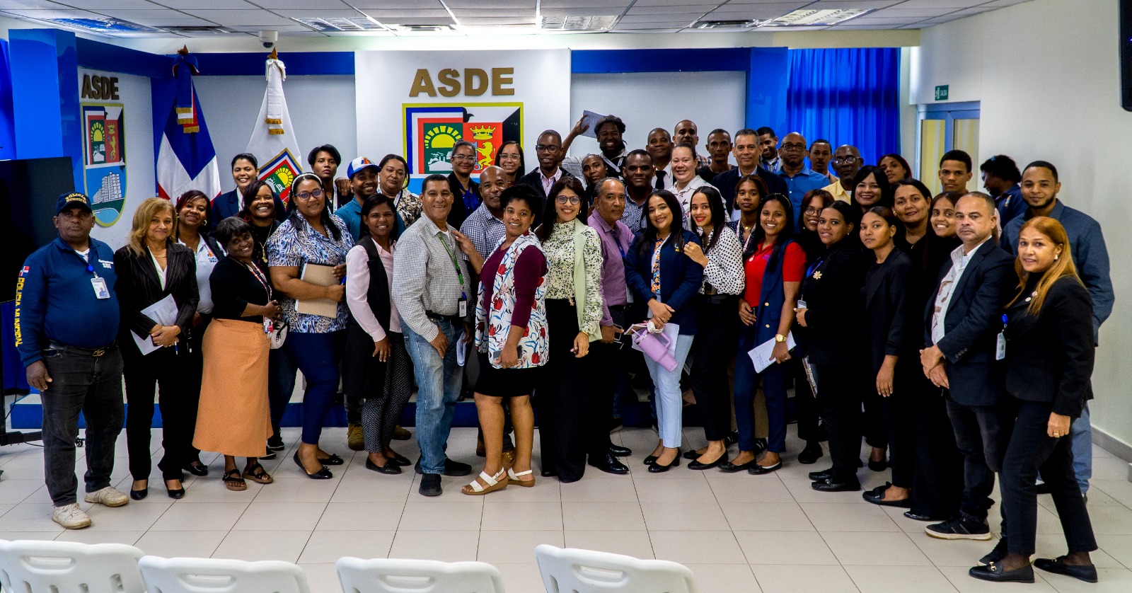 Alcaldía de Santo Domingo Este capacita a sus colaboradores en Inteligencia Emocional