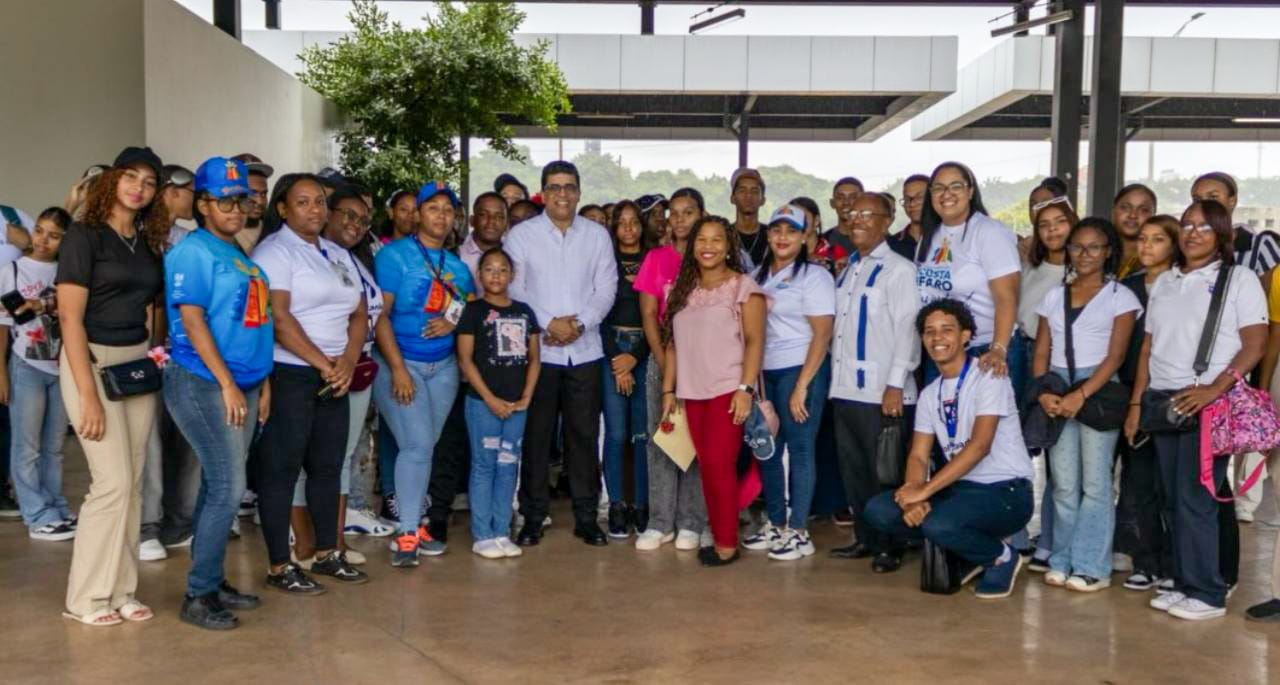 Alcaldía de Santo Domingo Este felicita a los jóvenes en el Día Nacional de la Juventud