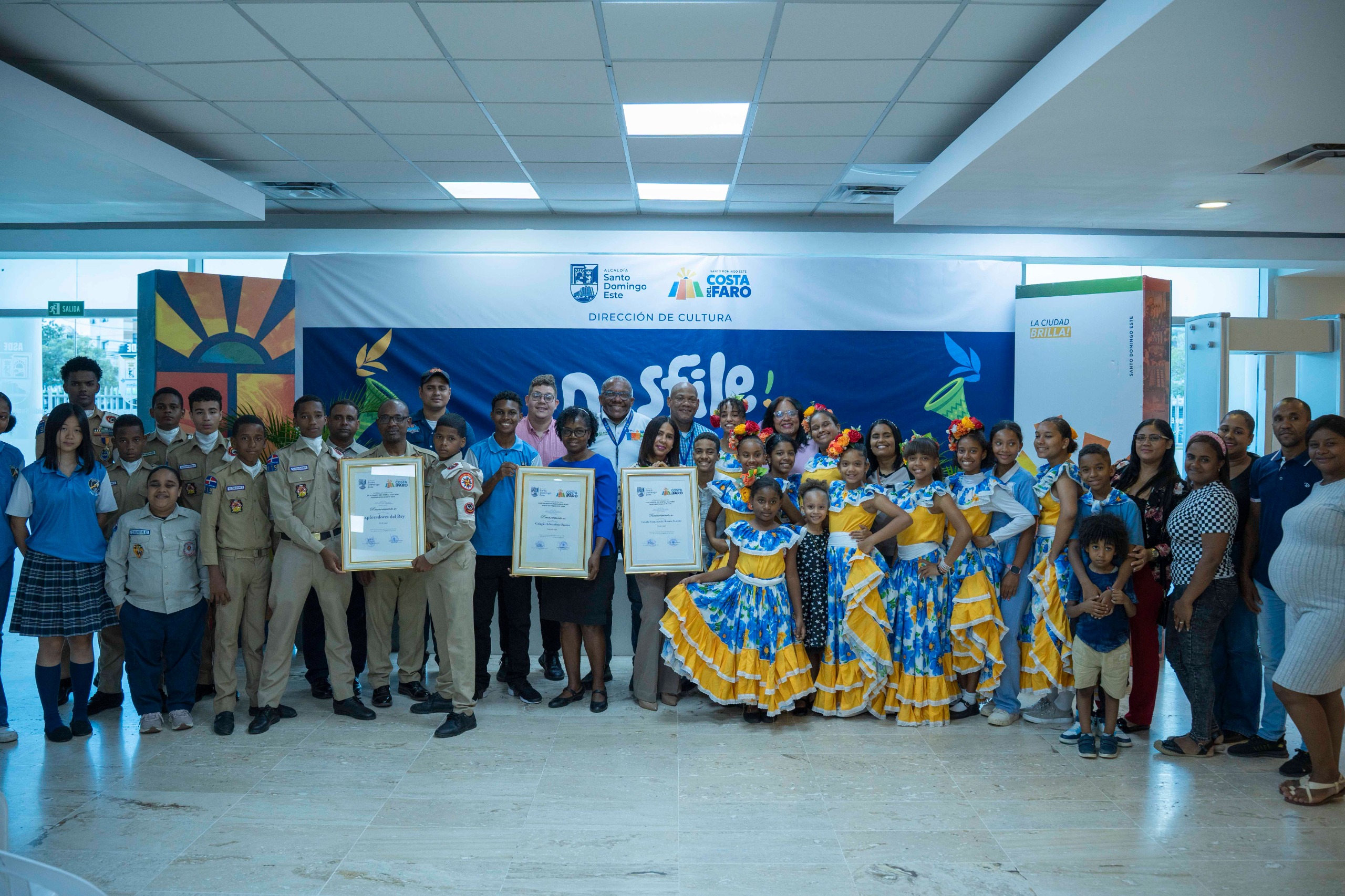 Alcaldía de Santo Domingo Este entrega premios a ganadores del Desfile Cultural Municipal 2026