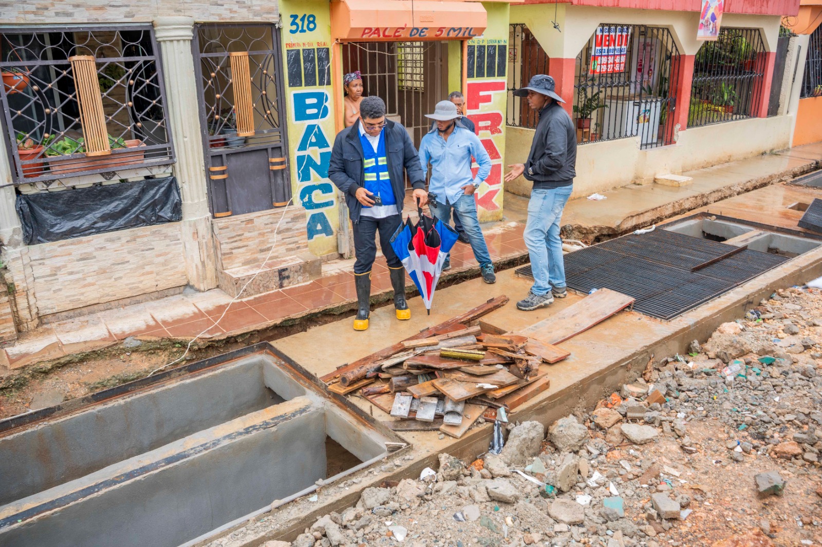 Alcalde Dío Astacio evidencia resultados del SISDRAP: sectores de SDE se mantienen libres de aguas tras recientes lluvias