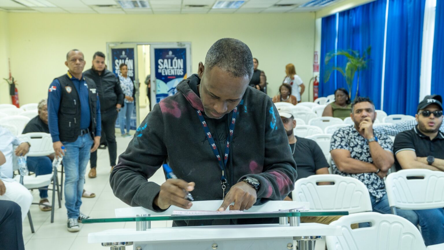 Ayuntamiento de Santo Domingo Este continuará entrega de prestaciones laborales a exempleados