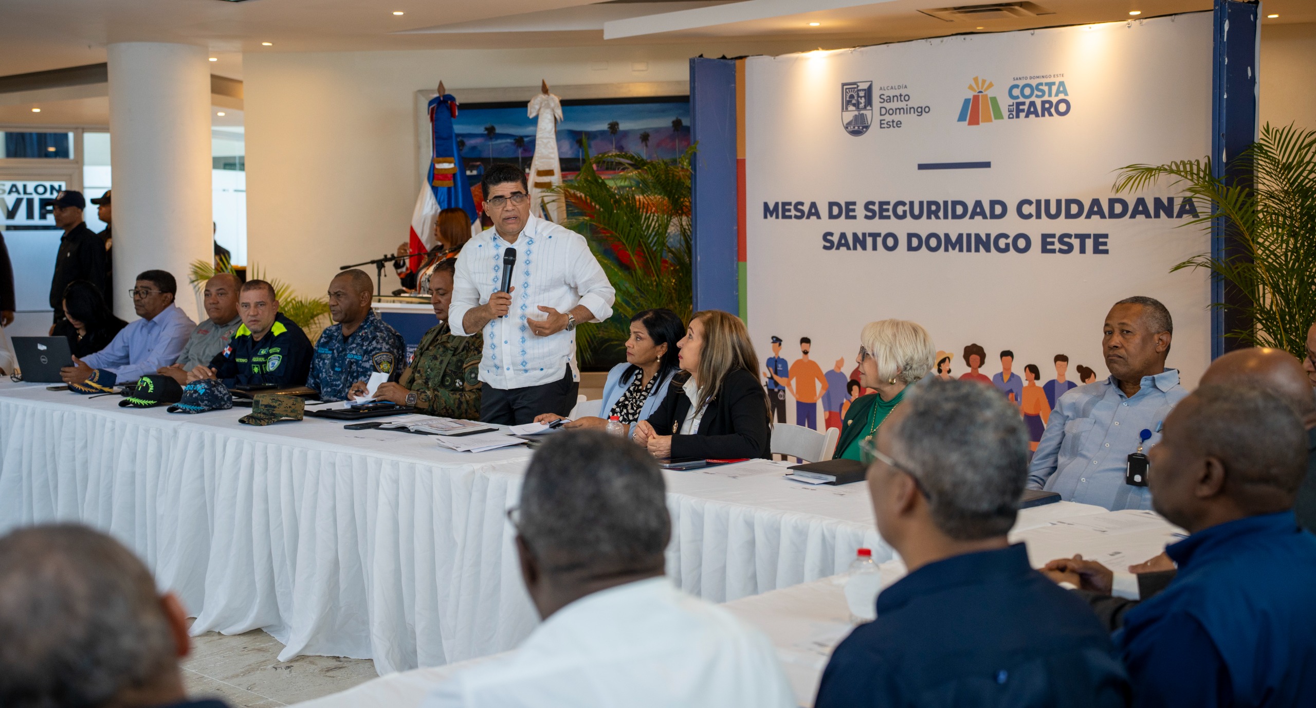 Mesa de Seguridad de SDE respalda propuesta del alcalde para identificar de forma temprana la violencia de género