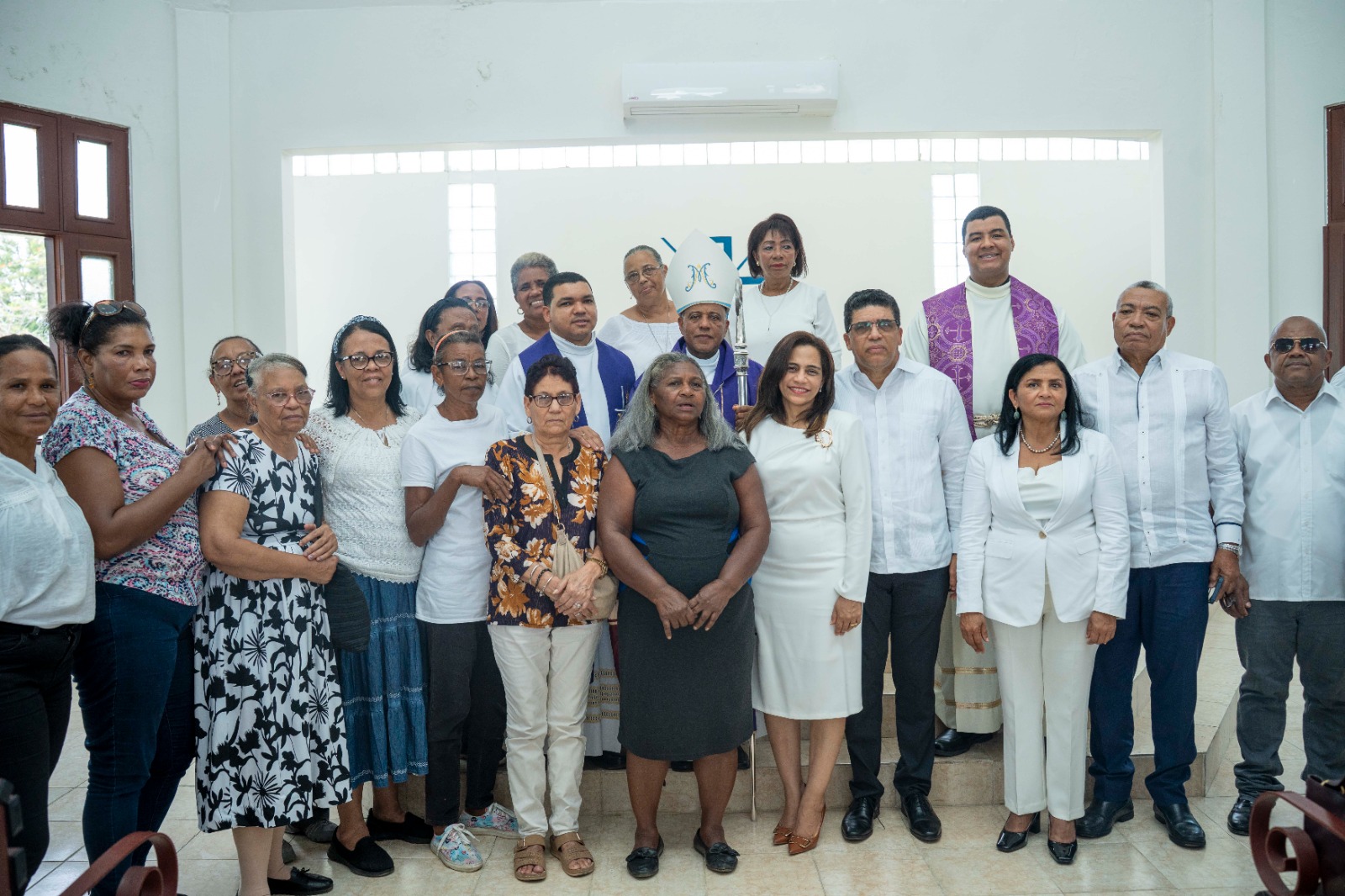 Ayuntamiento de Santo Domingo Este rinde tributo a las madres con solemne ceremonia religiosa